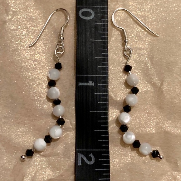 Black Swarovski & Mother of Pearl Crystal earrings 925 - Picture 4 of 7